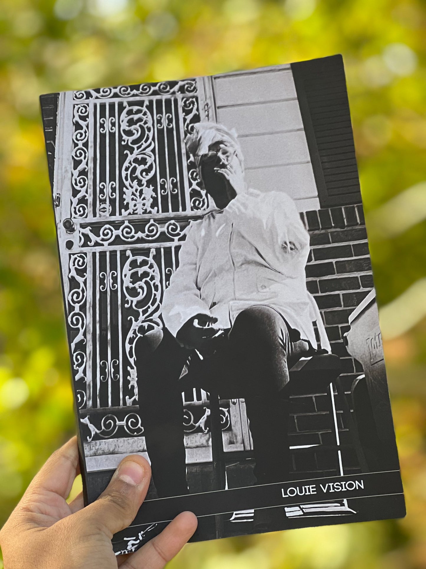 Louie Vision | Unique Street Photography Book - Feel BrightLouie Vision | Unique Street Photography BookPrint Books