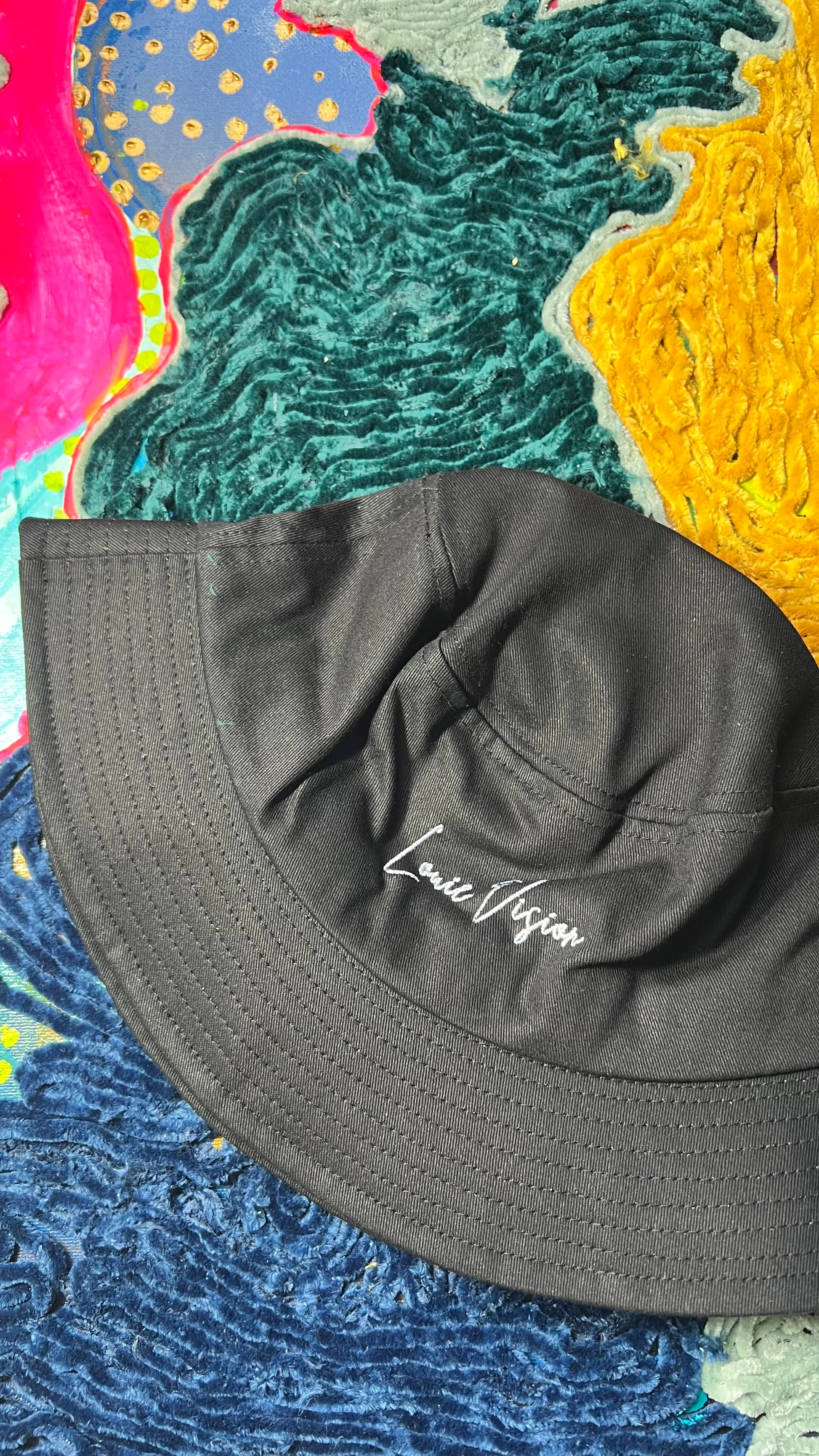 Louie Vision Bucket Hat - Feel Bright